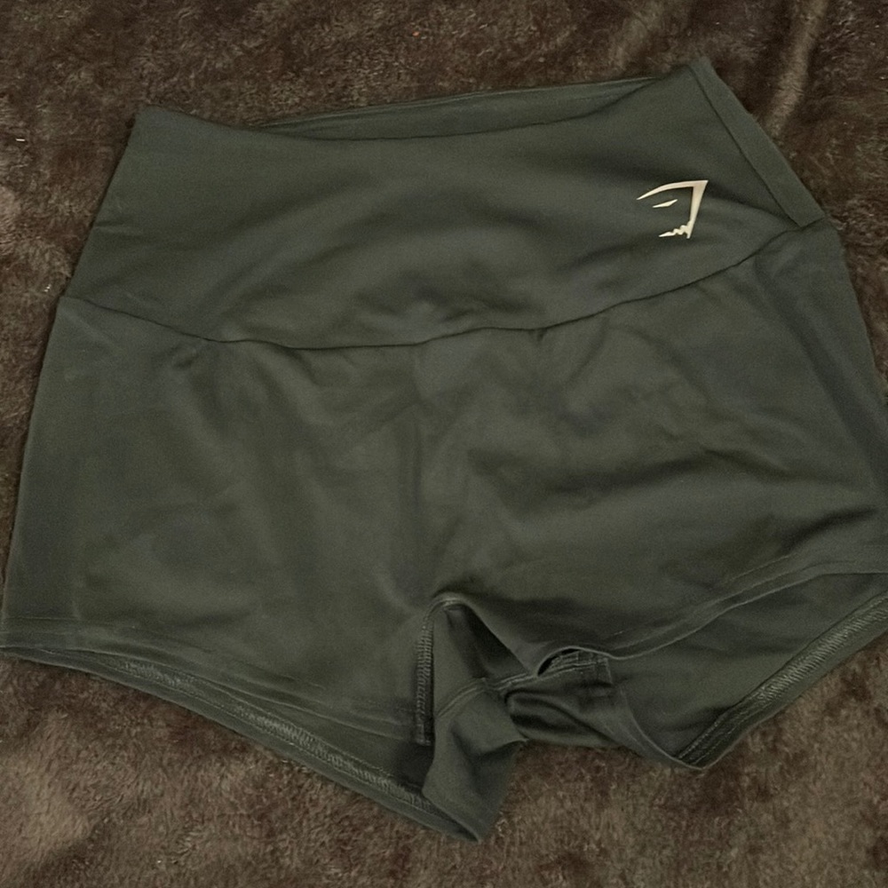 Training short length shorts. Never worn